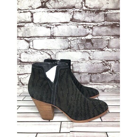 Violet & Red Shoes - Violet & Red Jensen Black Suede Perforated Ankle Boots Block Heels Women Sz 6M